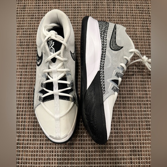 Nike Kyrie Flytrap 6 - Picture 4 of 8